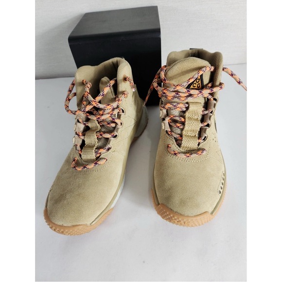 Nike Other - Nike ACG Angels Rest Parachute Beige Men's, AQ097-200, Size 4 NWOB
